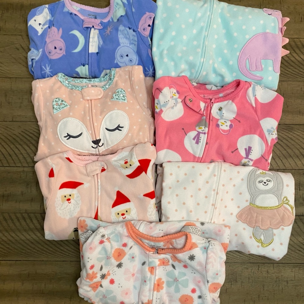 18 month fleece footed pajamas. Used in great condition.